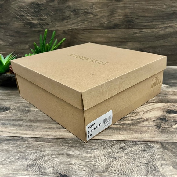 NIB Steve Madden Aniko Faux Fur Lace Up Faux Leather Winter Combat Boots - Picture 11 of 13